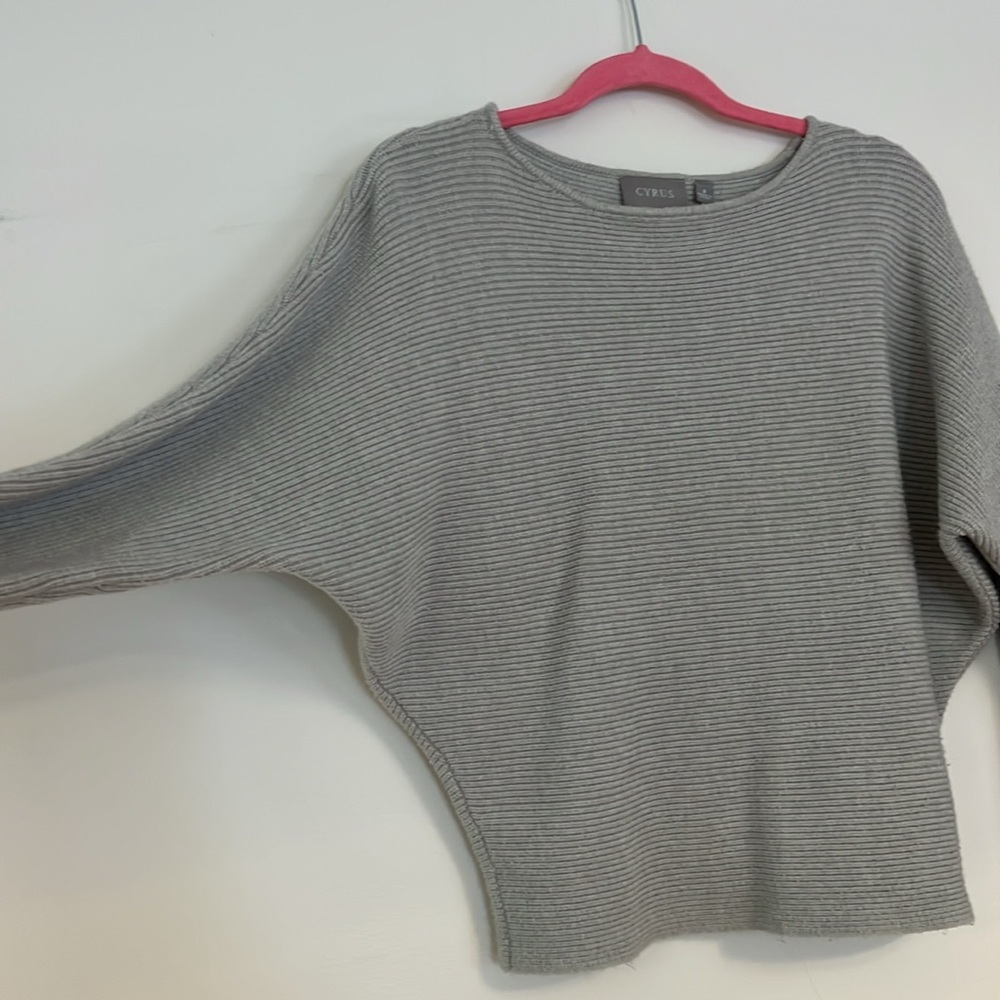 Cyrus grey pullover sweater - Picture 2 of 6